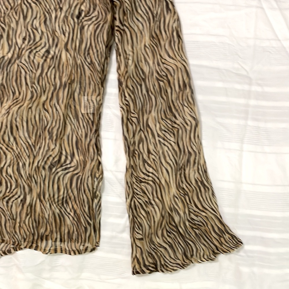 Cache Sheer Animal Print Tunic With Beautiful Bea… - image 5